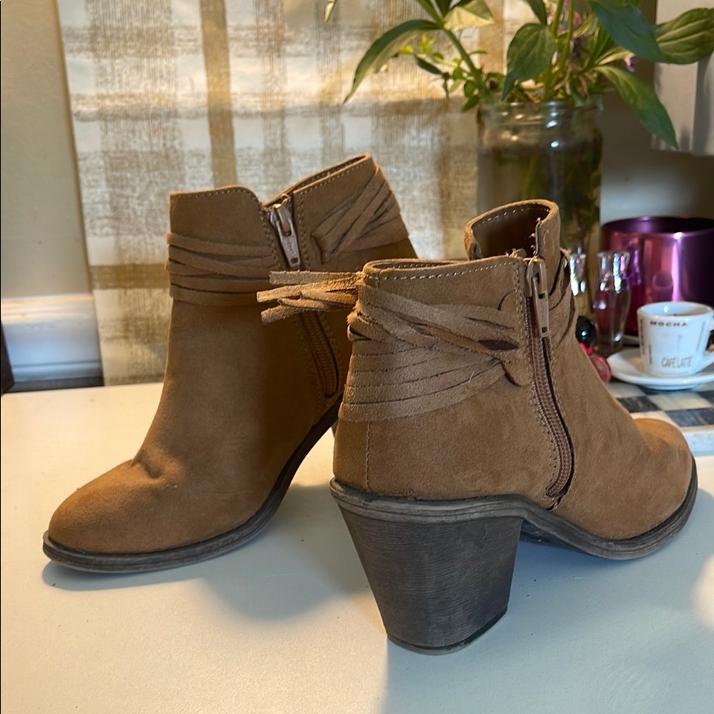 Time and Tru Brown Ankle Booties with Fringe - Picture 7 of 16
